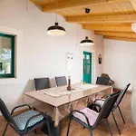Casa de Férias House With A Parking Space Valtura, - 24732