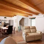 펜션 House With A Parking Space Valtura, - 24732 *