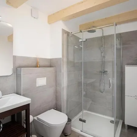 House With A Parking Space Valtura, - 24732 بولا