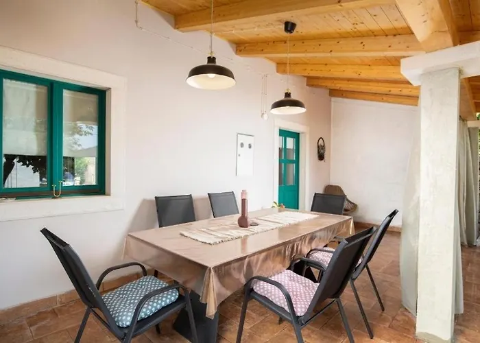 Будинок відпочинку House With A Parking Space Valtura, - 24732